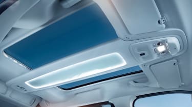 Vauxhall Combo Life Electric - panormaic roof